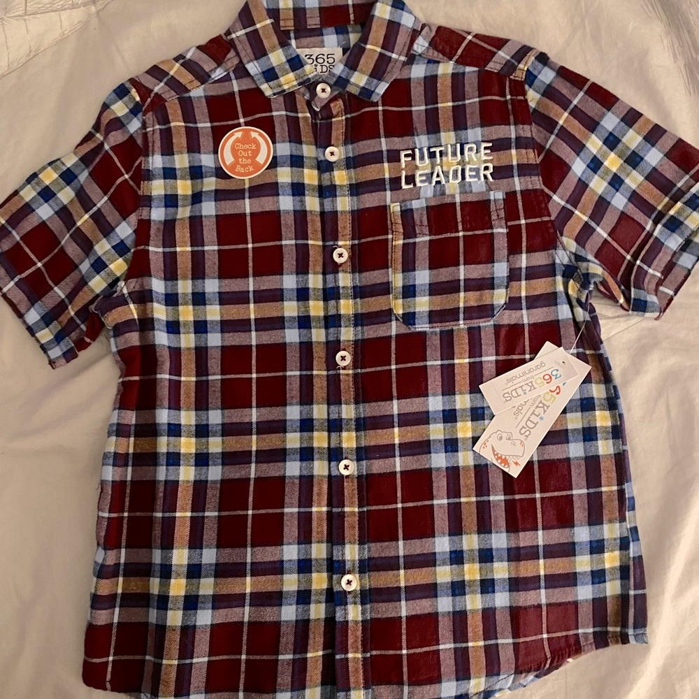 NWT Short sleeve button down
